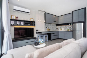 Citygate 1BR Condo L709, Several Pools, near Phuket Fantasea & Kamala Beach